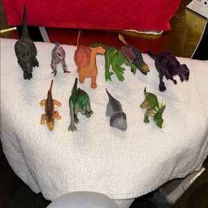 Assorted Kids Dinosaur Action Figures - Multicolor Playset